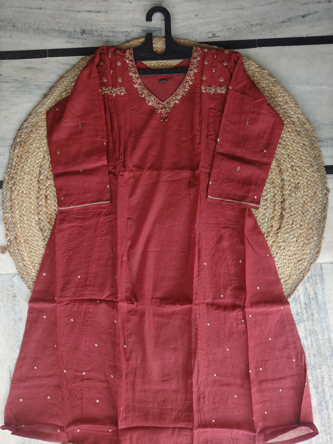 Komal Kiran | Hand Embroidered Mul Chanderi Kurta Set