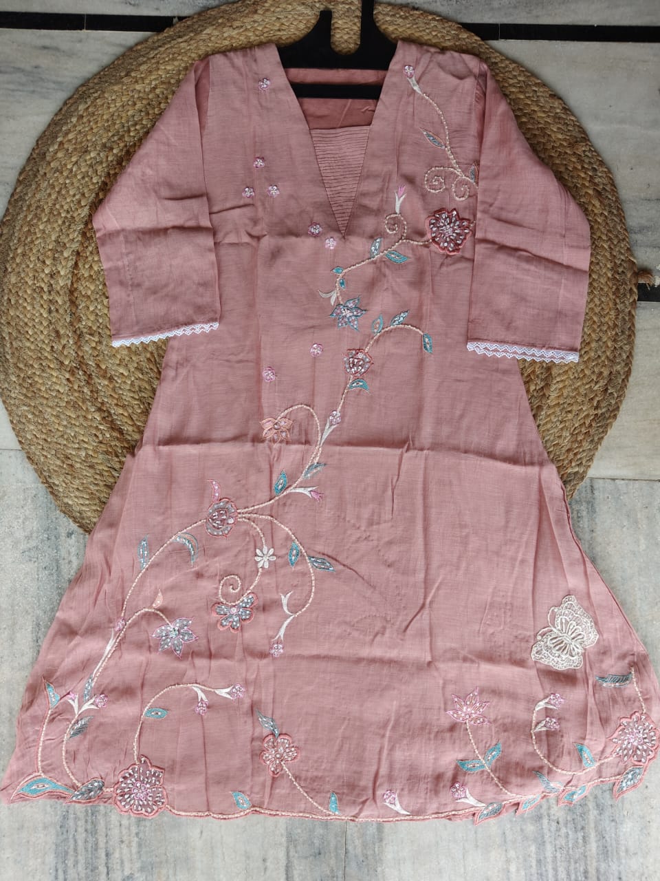 Rose Scallop | Dusty Rose Hand Embroidered Chanderi Suit Set with Scalloped Organza Dupatta