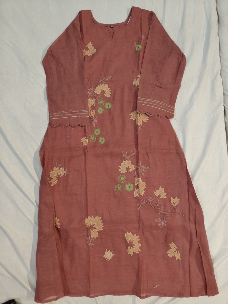 Rose Jali Edit | Dusty Rose Chanderi Floral Embroidered Kurta Set with Cutwork Organza Dupatta