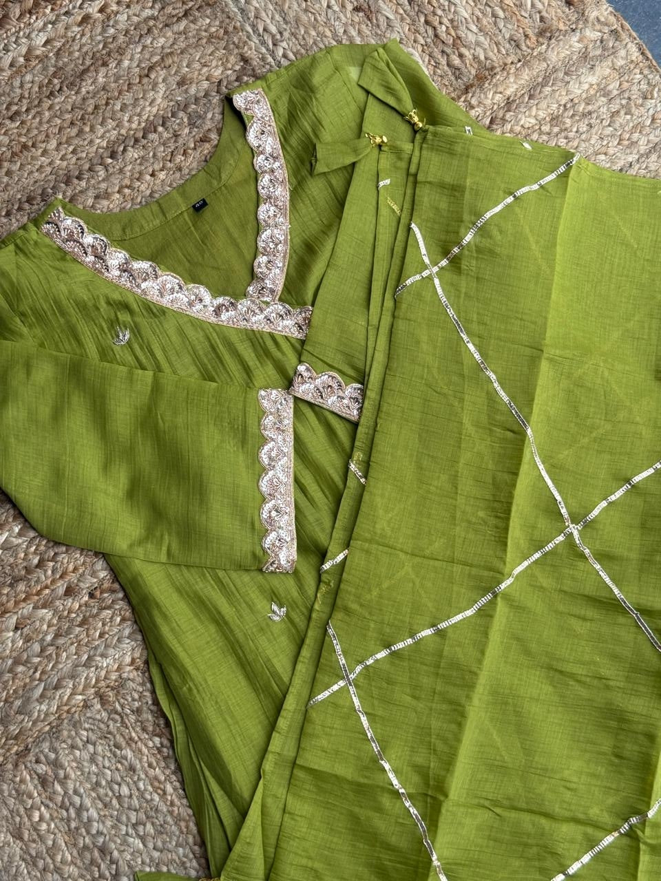 The Olive Olivea Angrakha 🌿 – Olive Green Mul Chanderi Lace Work 3-Piece Kurta, Pant & Dupatta Set