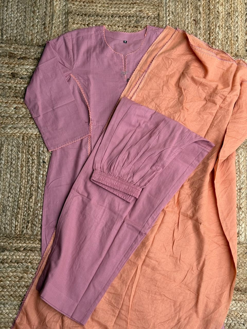 The Mauve Peach Bloom 🌸 – Dusty Mauve Pink Mul Chanderi Lace Work 3-Piece Kurta, Pant & Dupatta Set