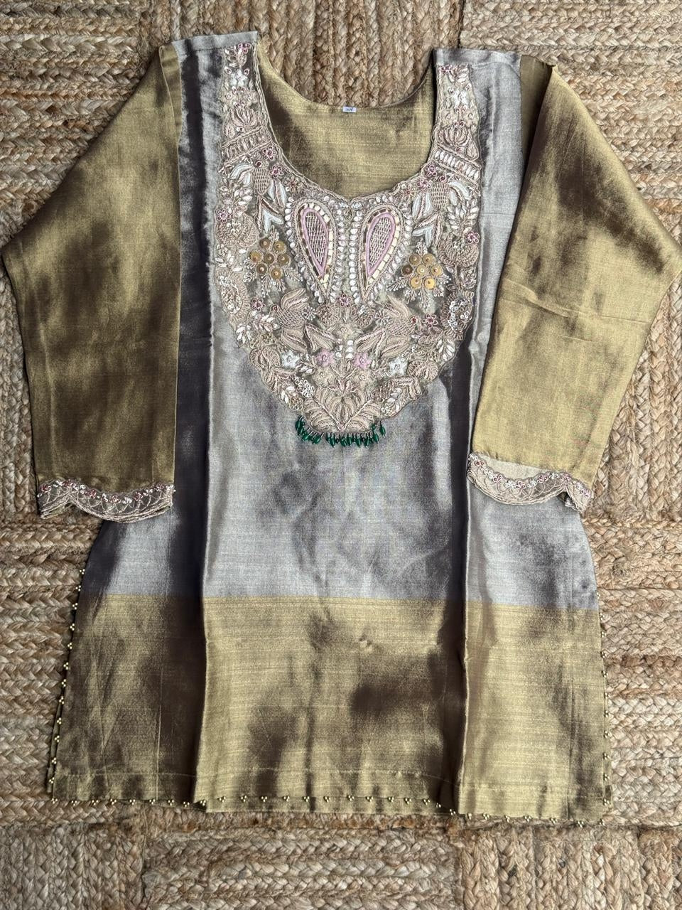 The Vintage Bronze & Steel Set 🤎 – Metallic Dual-Tone Tissue Chanderi Kurta with Intricate Neckline & Pearl Latkan
