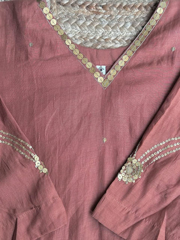 The Dusty Rose Sequined Tissue Silk Set 🤎 – Elegant V-Neck Kurti, Matching Trousers & Scattered Sequin Dupatta