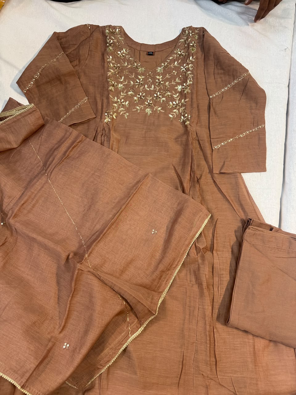 Mocha Soirée | Mocha Brown Sequin Floral Embroidered Chanderi Kurta Set with Lace Dupatta